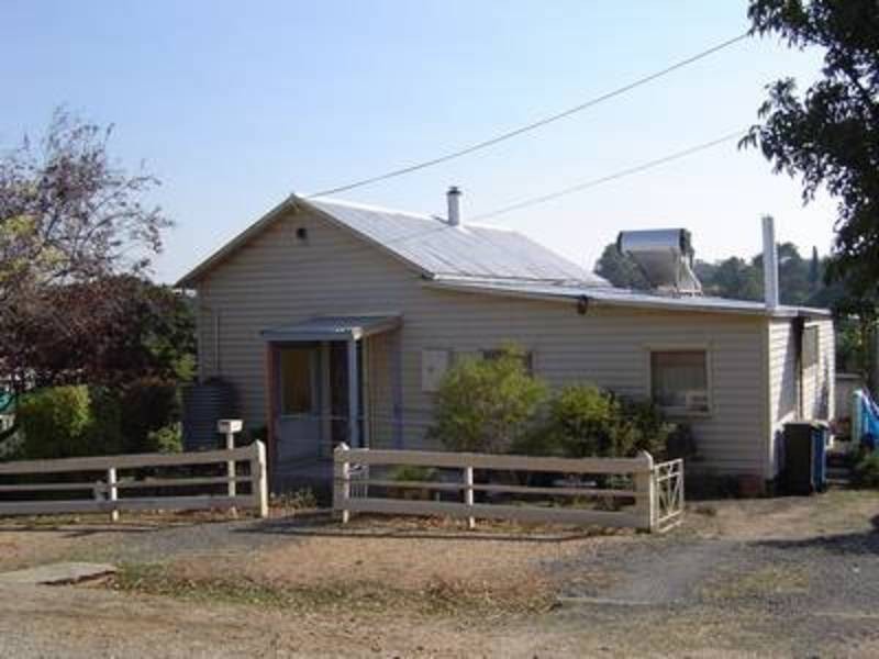 61 Doveton Street, Castlemaine VIC 3450
