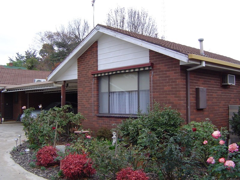 8/16 Greenhill Avenue, Castlemaine VIC 3450