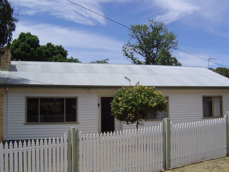25 Fryers Road, Campbells Creek VIC 3451
