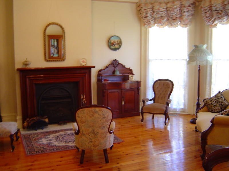 49 Campbell Street, Castlemaine VIC 3450