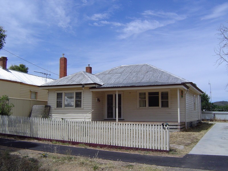 84 Duke Street, Castlemaine VIC 3450