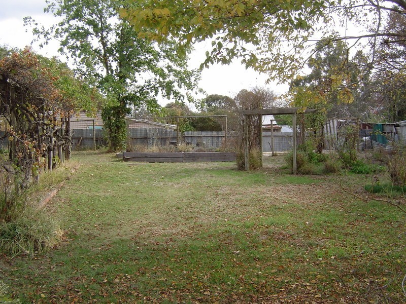 11 Vincent Street, Castlemaine VIC 3450