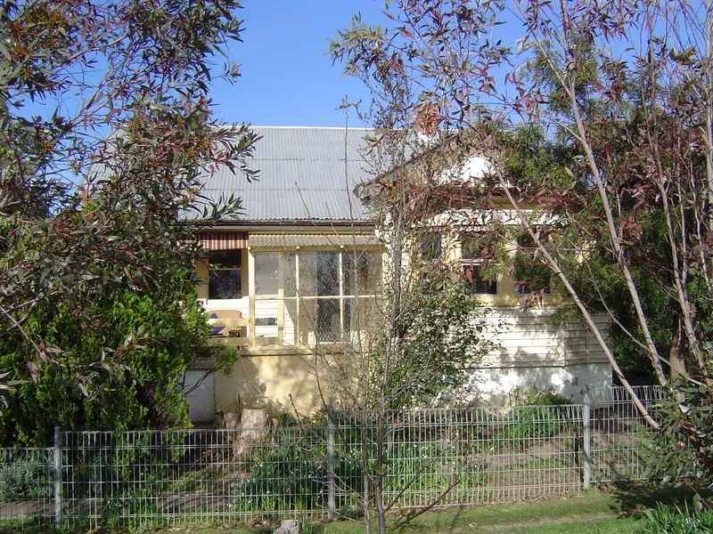 17 Wheeler Street, Castlemaine VIC 3450