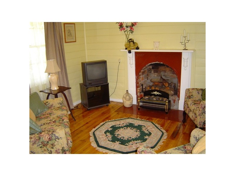 17 Steele Street, Chewton VIC 3451