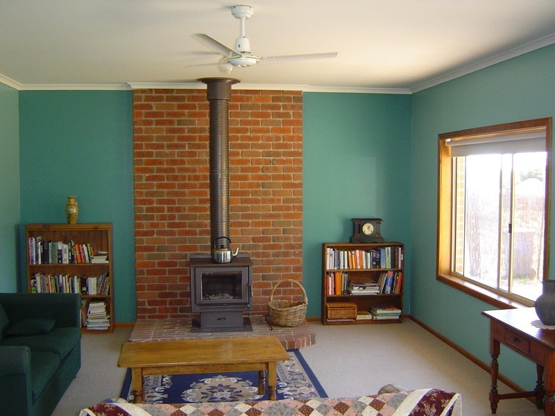 17 Codrington Street, Newstead VIC 3462