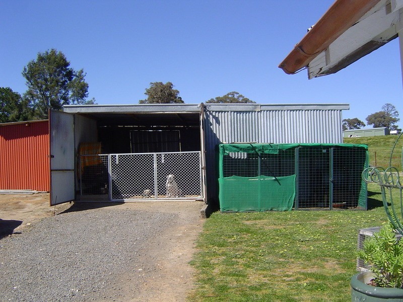 32 Blackjack Road, Harcourt VIC 3453