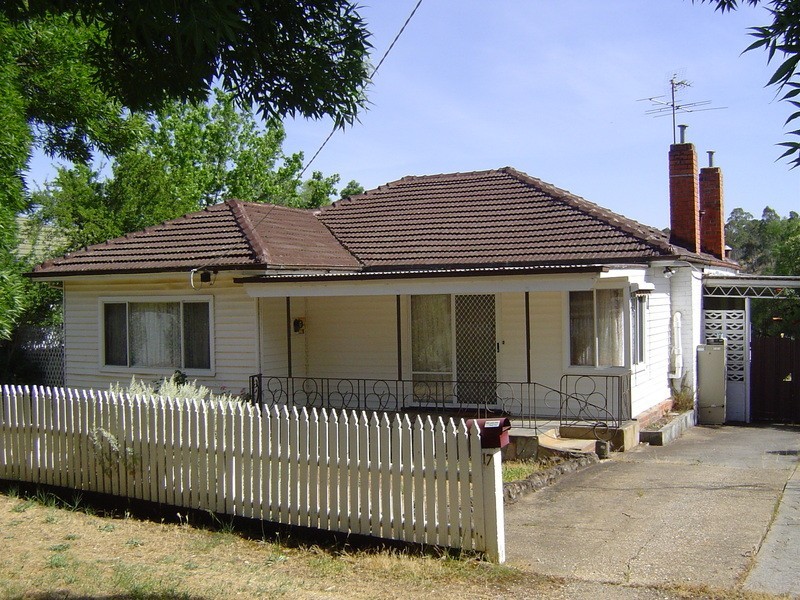 17 Britton Street, Castlemaine VIC 3450