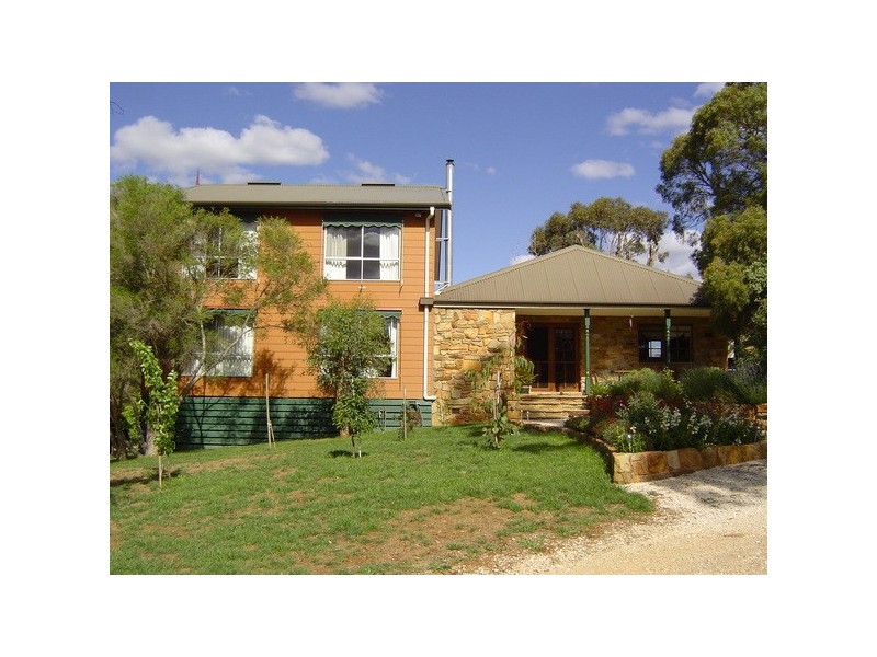 2 Prior Street, Chewton VIC 3451