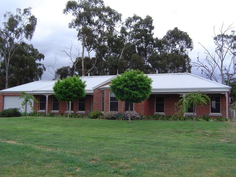 61 Fryers Road, Campbells Creek VIC 3451