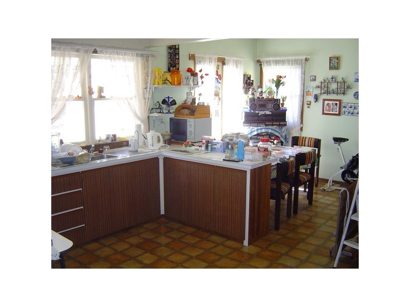 13 Maldon Road, Castlemaine VIC 3450