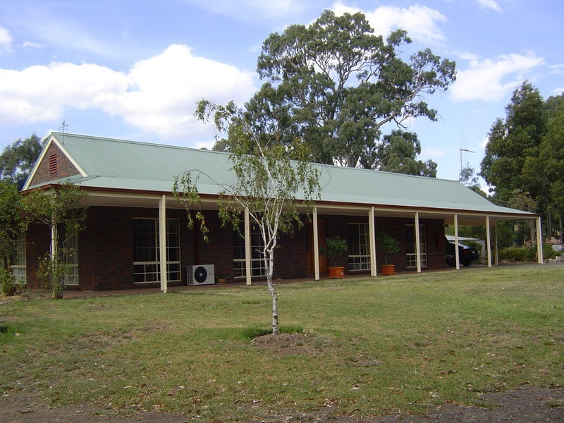 40 Old School Lane, Ravenswood South VIC 3453