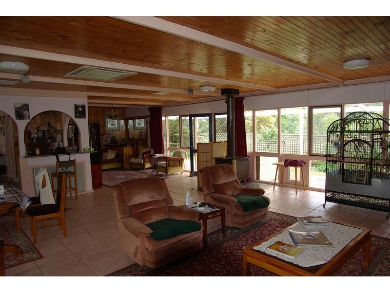 60 Fryes Road, Elphinstone VIC 3448