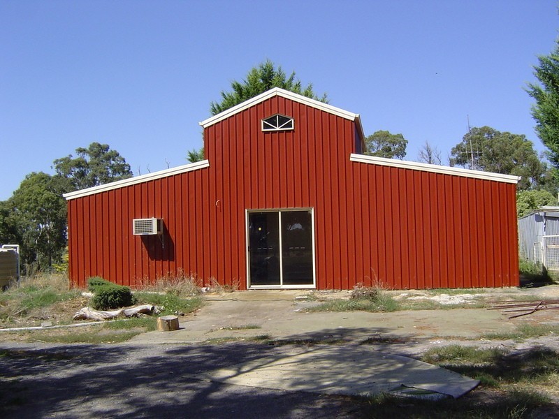 60 Fryes Road, Elphinstone VIC 3448