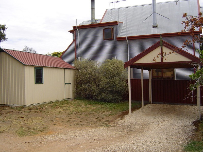 10 Templeton Street, Castlemaine VIC 3450