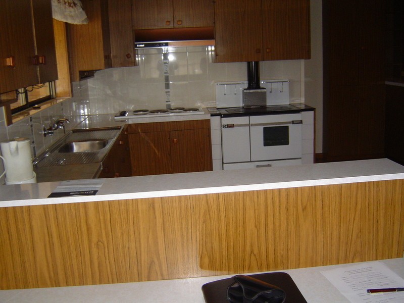 12 Montgomery Street, Castlemaine VIC 3450