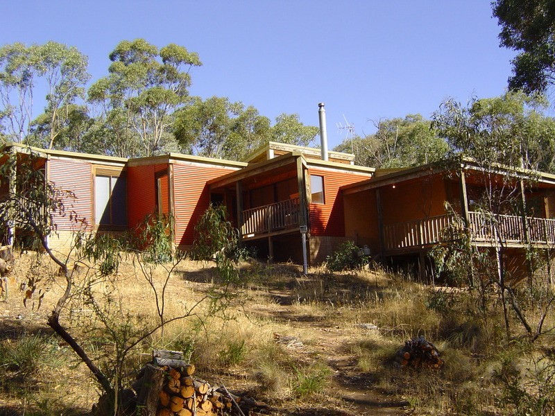 121 Binghams Road, Harcourt VIC 3453