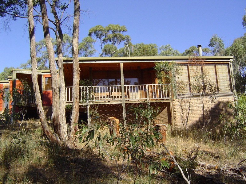 121 Binghams Road, Harcourt VIC 3453