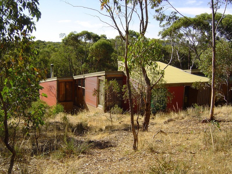 121 Binghams Road, Harcourt VIC 3453