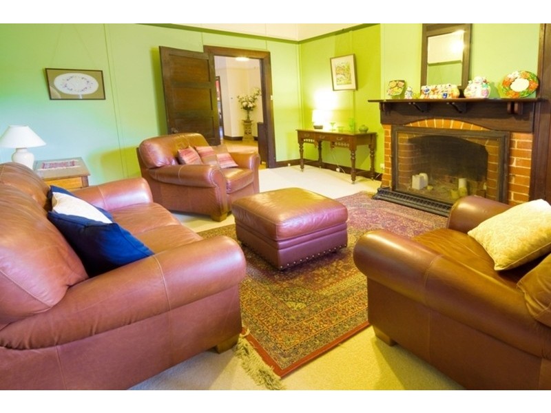 26 Greenhill Avenue, Castlemaine VIC 3450