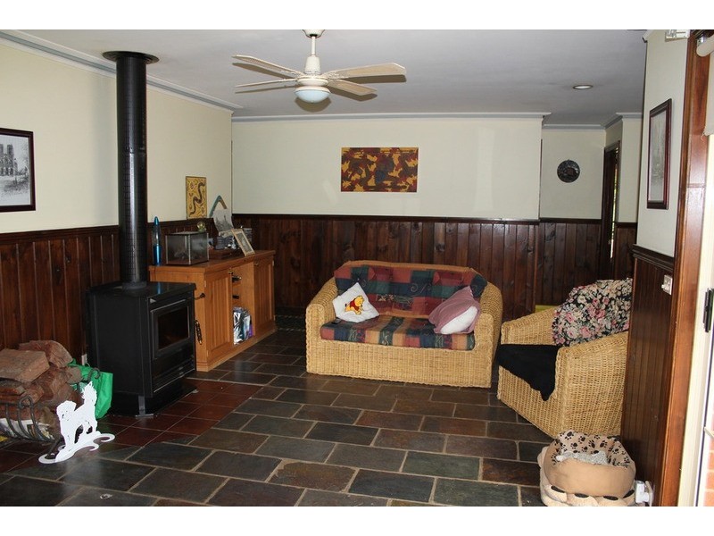 38 Blackjack Road, Harcourt VIC 3453