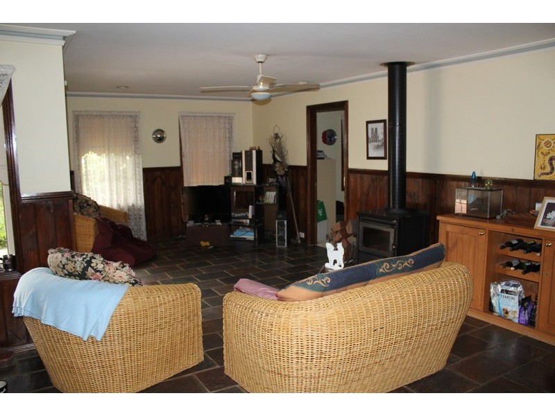 38 Blackjack Road, Harcourt VIC 3453