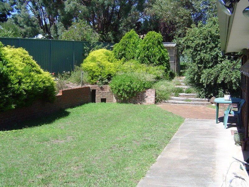 20 Lawrence Street, Castlemaine VIC 3450
