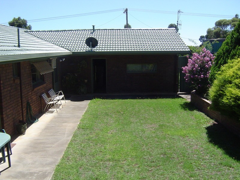 20 Lawrence Street, Castlemaine VIC 3450
