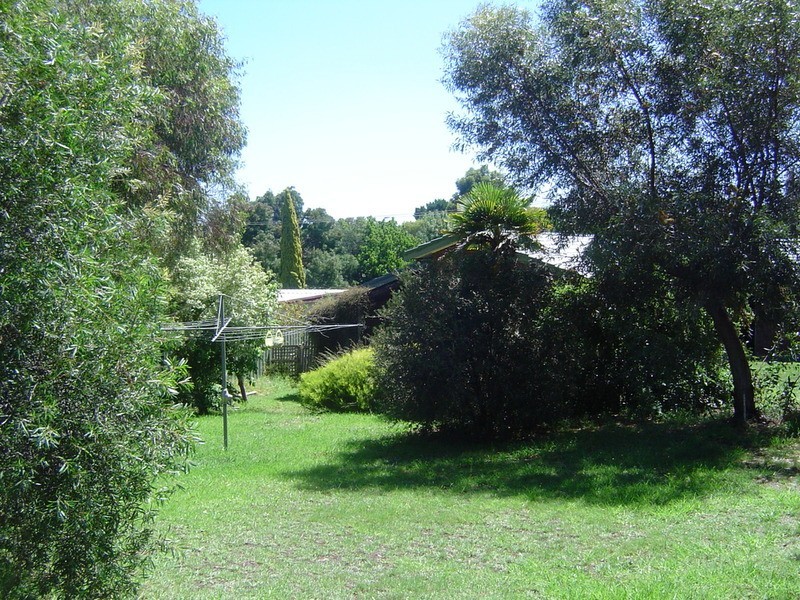 20 Lawrence Street, Castlemaine VIC 3450