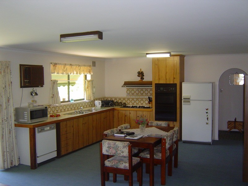 20 Lawrence Street, Castlemaine VIC 3450