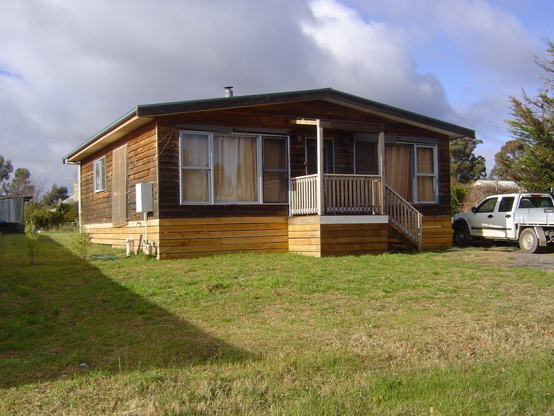22 Steele Street, Chewton VIC 3451