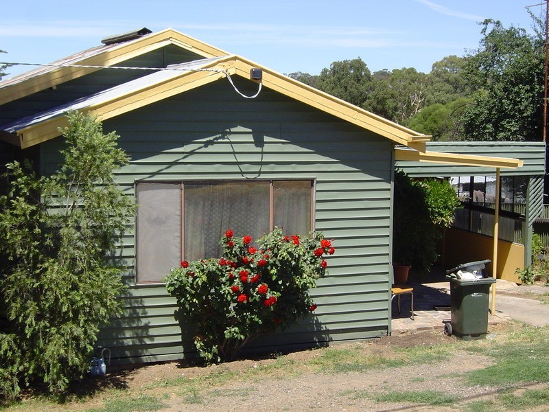 16 Moscript Street, Campbells Creek VIC 3451