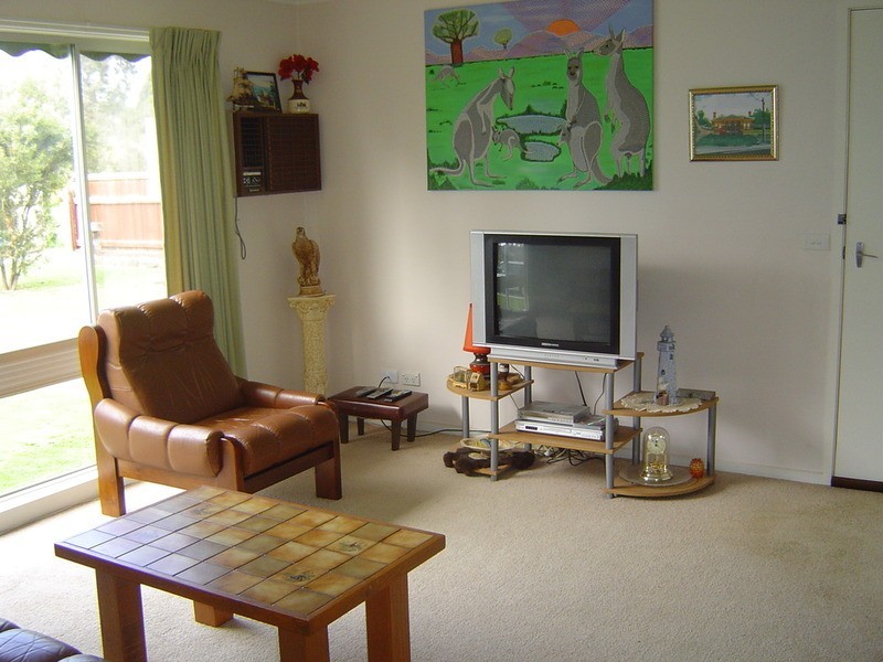 8 Railway Street, Chewton VIC 3451