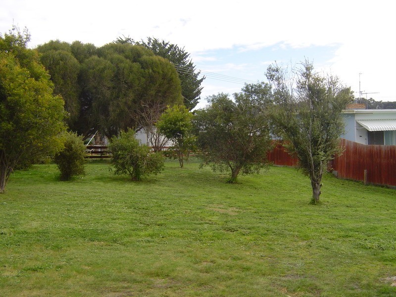 8 Railway Street, Chewton VIC 3451