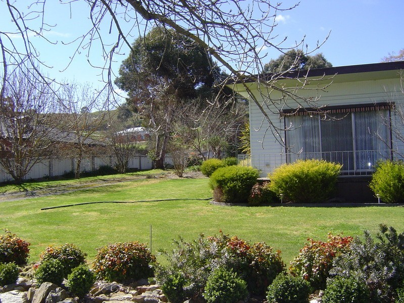 0/27 Main Road, Campbells Creek VIC 3451