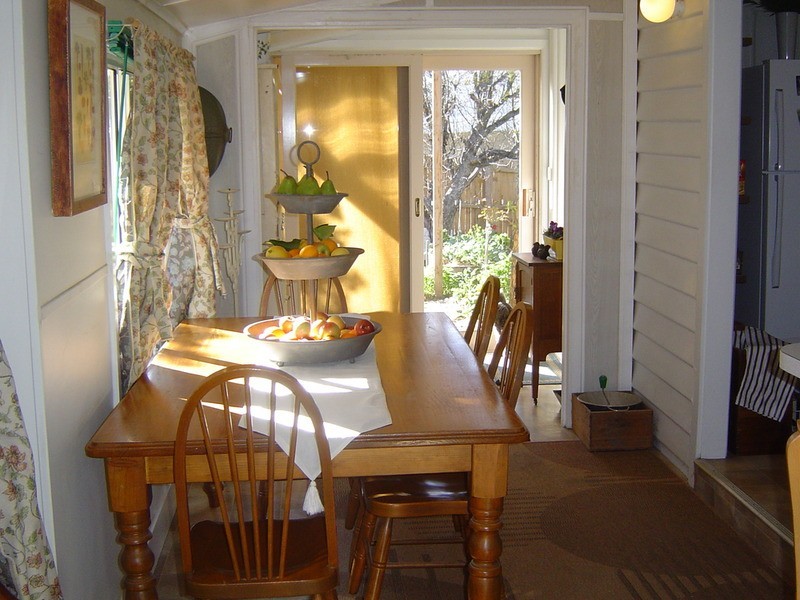 1 Roderick  Street, Castlemaine VIC 3450