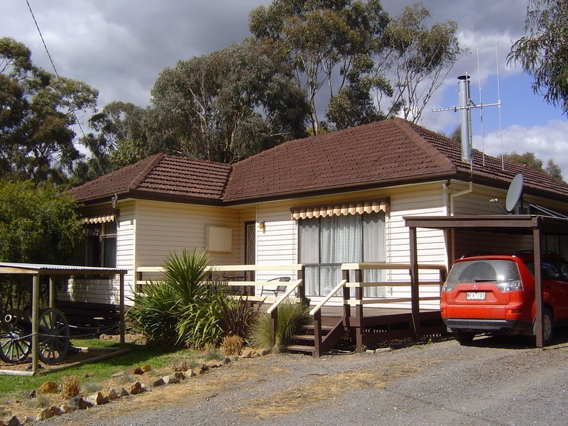 38 Monash  Street, Newstead VIC 3462