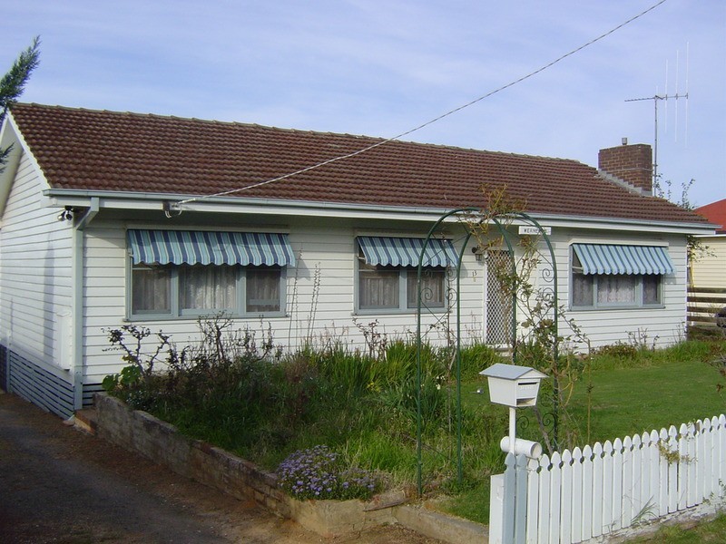 13 Baird Street, Castlemaine VIC 3450