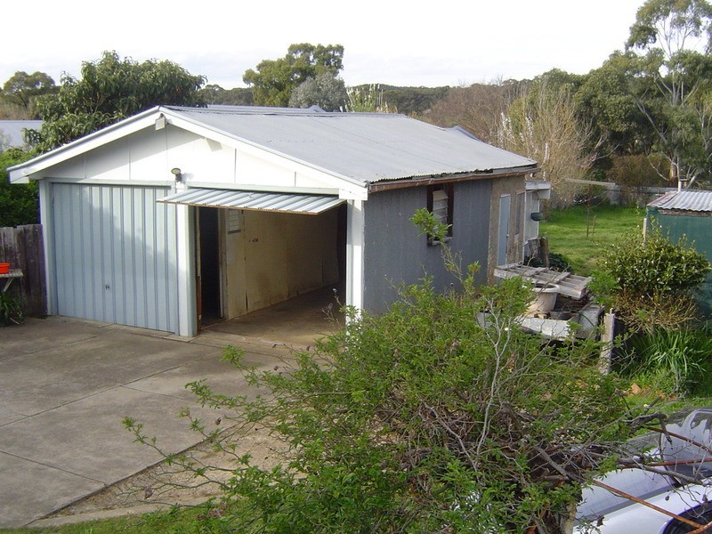 13 Baird Street, Castlemaine VIC 3450