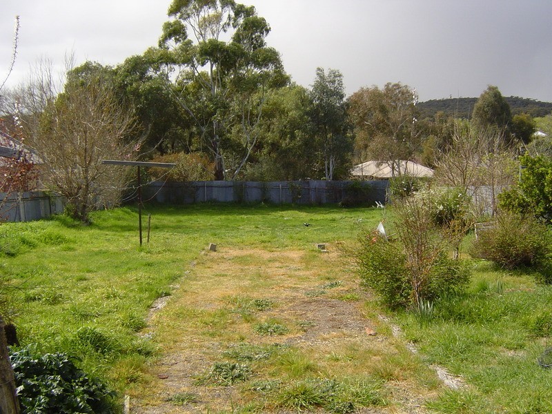 13 Baird Street, Castlemaine VIC 3450