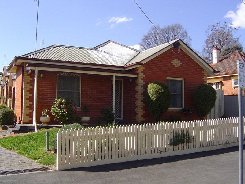 1/61 Templeton  Road, Castlemaine VIC 3450