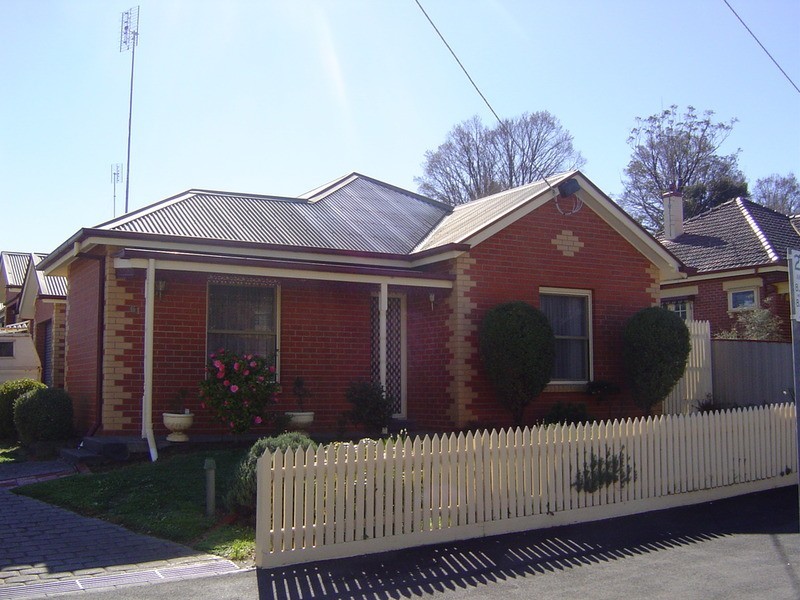 1/61 Templeton  Road, Castlemaine VIC 3450