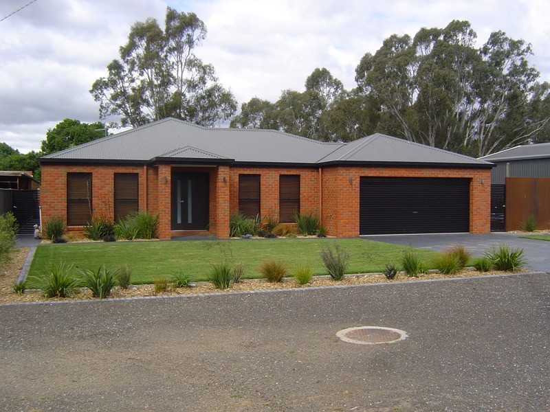 55 Elizabeth  Street, Campbells Creek VIC 3451