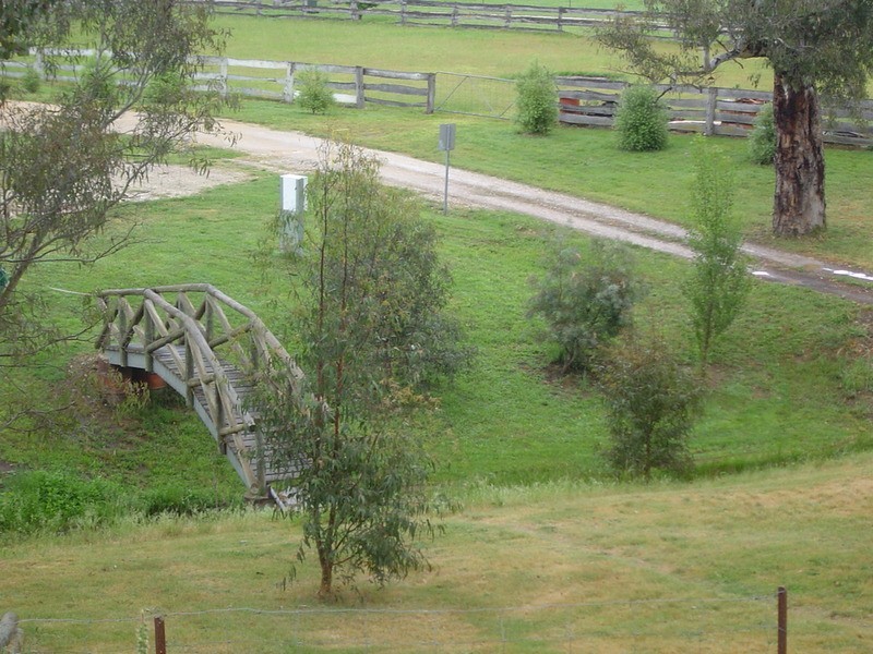 732  Pyrenees  Highway, Chewton VIC 3451