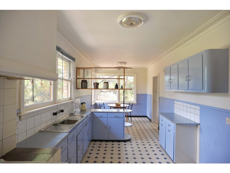 5 Creswick  Road, Newstead VIC 3462