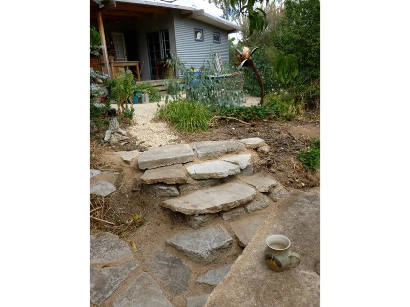 2/3 Reckleben Street, Castlemaine VIC 3450