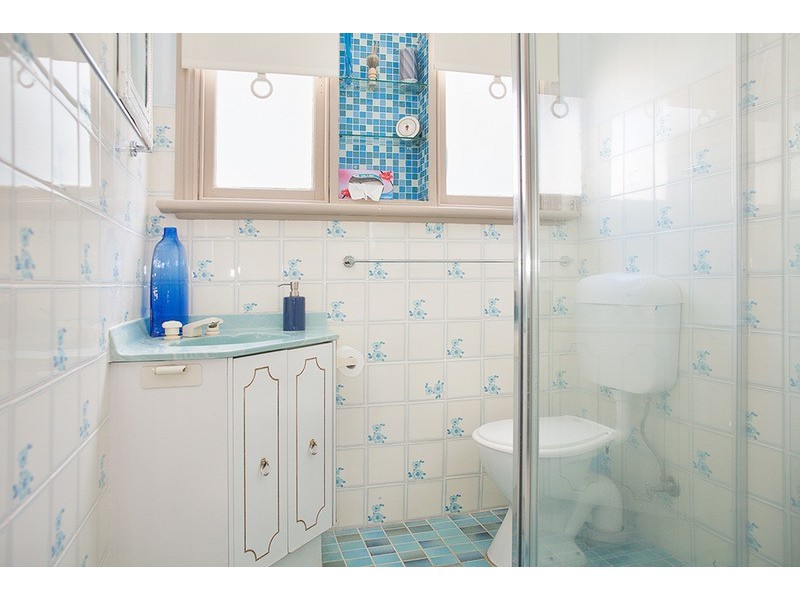 77 Main  Road, Chewton VIC 3451