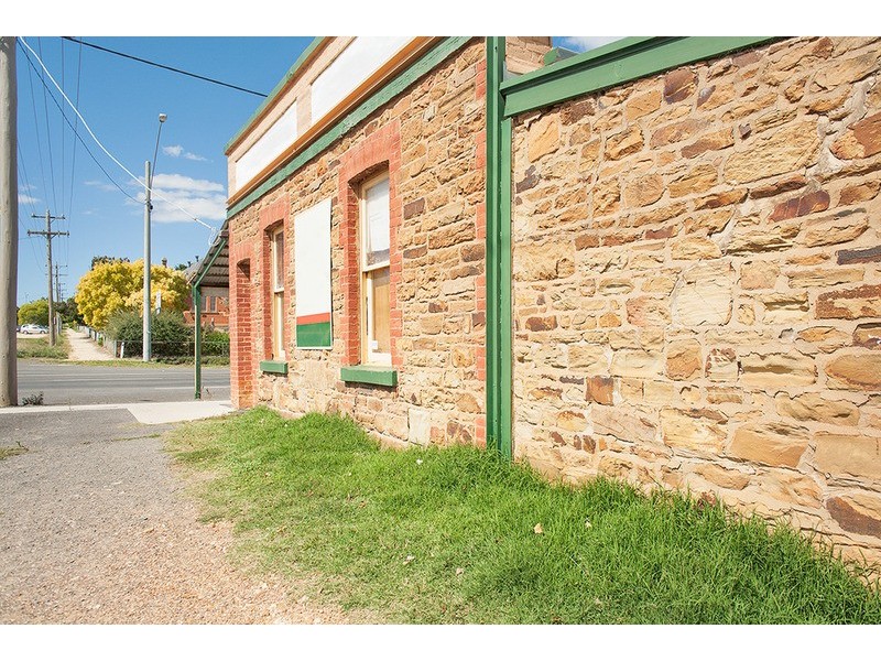 325 Barker Street, Castlemaine VIC 3450