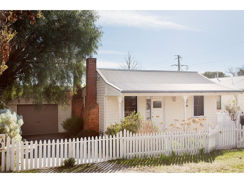 94A Johnstone Street, Castlemaine VIC 3450