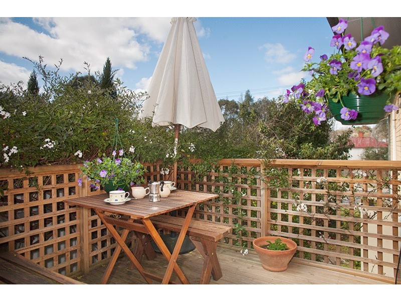 111 Gingell Street, Castlemaine VIC 3450