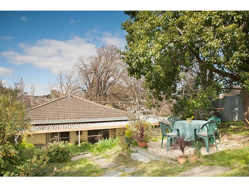 111 Gingell Street, Castlemaine VIC 3450